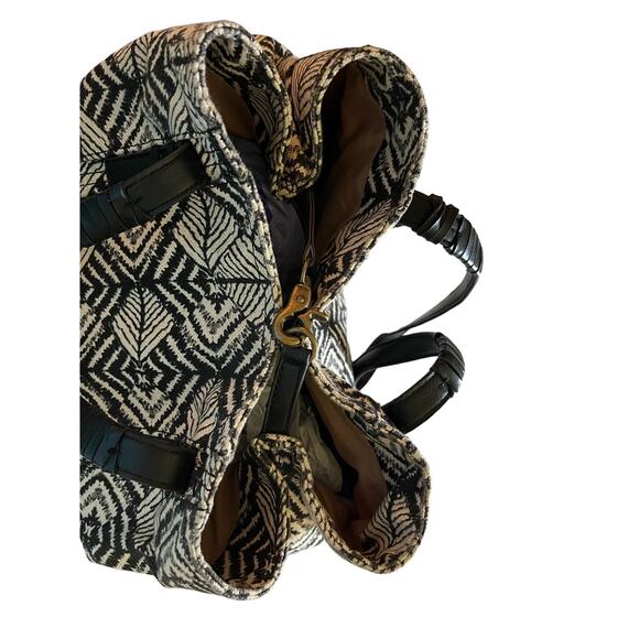 Lucky Brand | Cotton/Linen tapestry bag - Picture 7 of 11